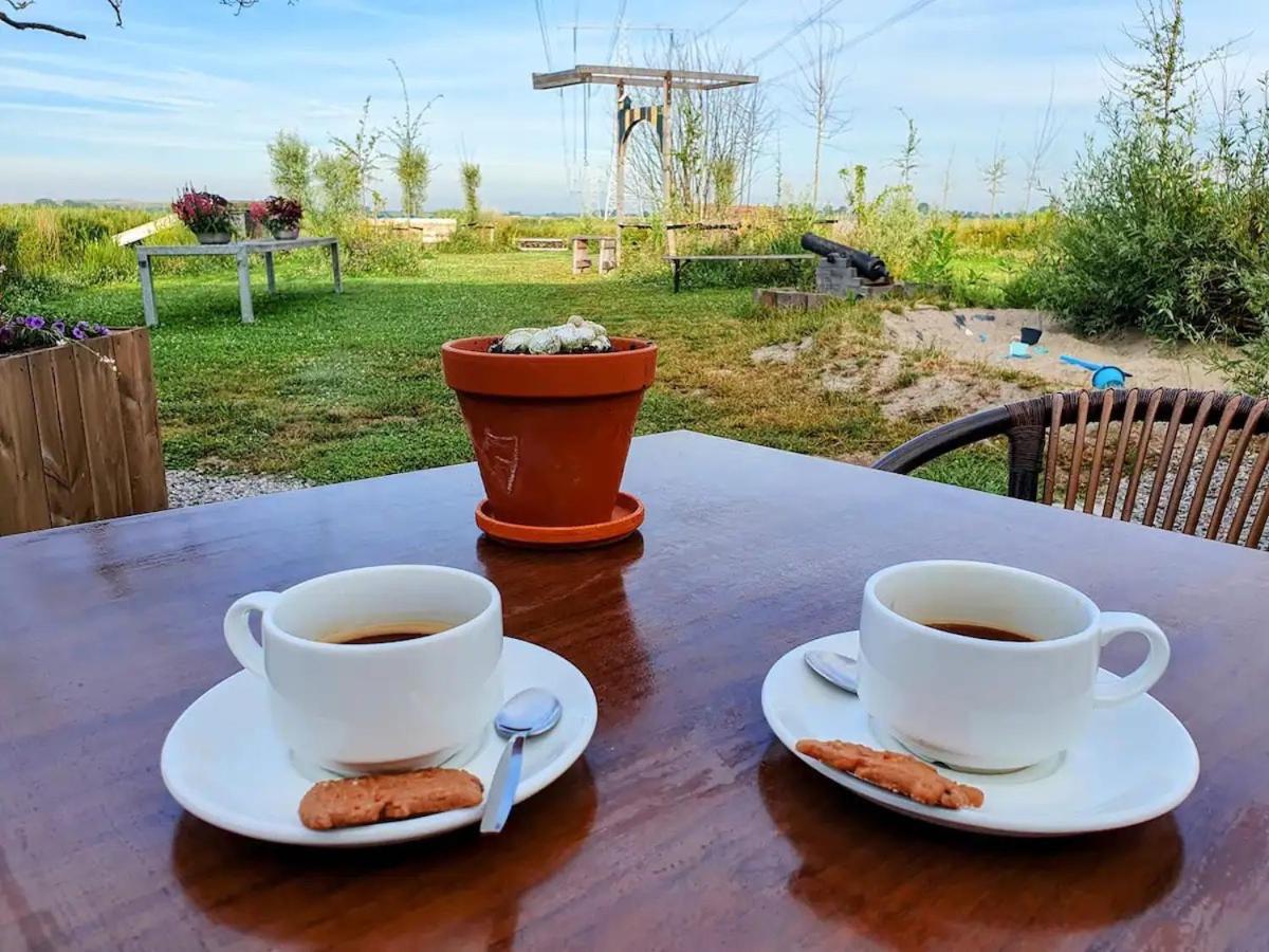 Boutique Hotel Jongwijs Westzaan Екстериор снимка